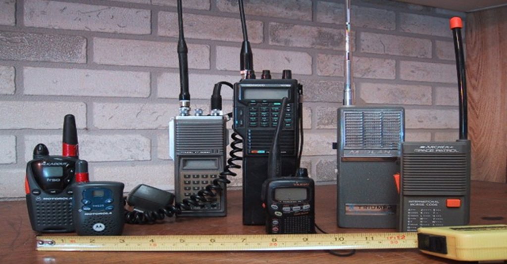 Hytera 2 Way Radios: How Two-Way Radio and Bluetooth Devices Work?